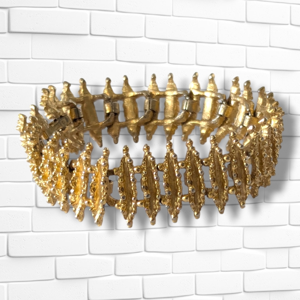 Vintage Mid Century Modernist Brutalist Gold Tone Avon Bracelet